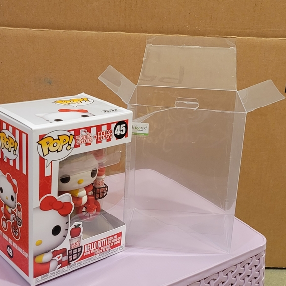 Hello KITTY Funko # 45 + Pop it Fidget Hello Kitty - Picture 8 of 16